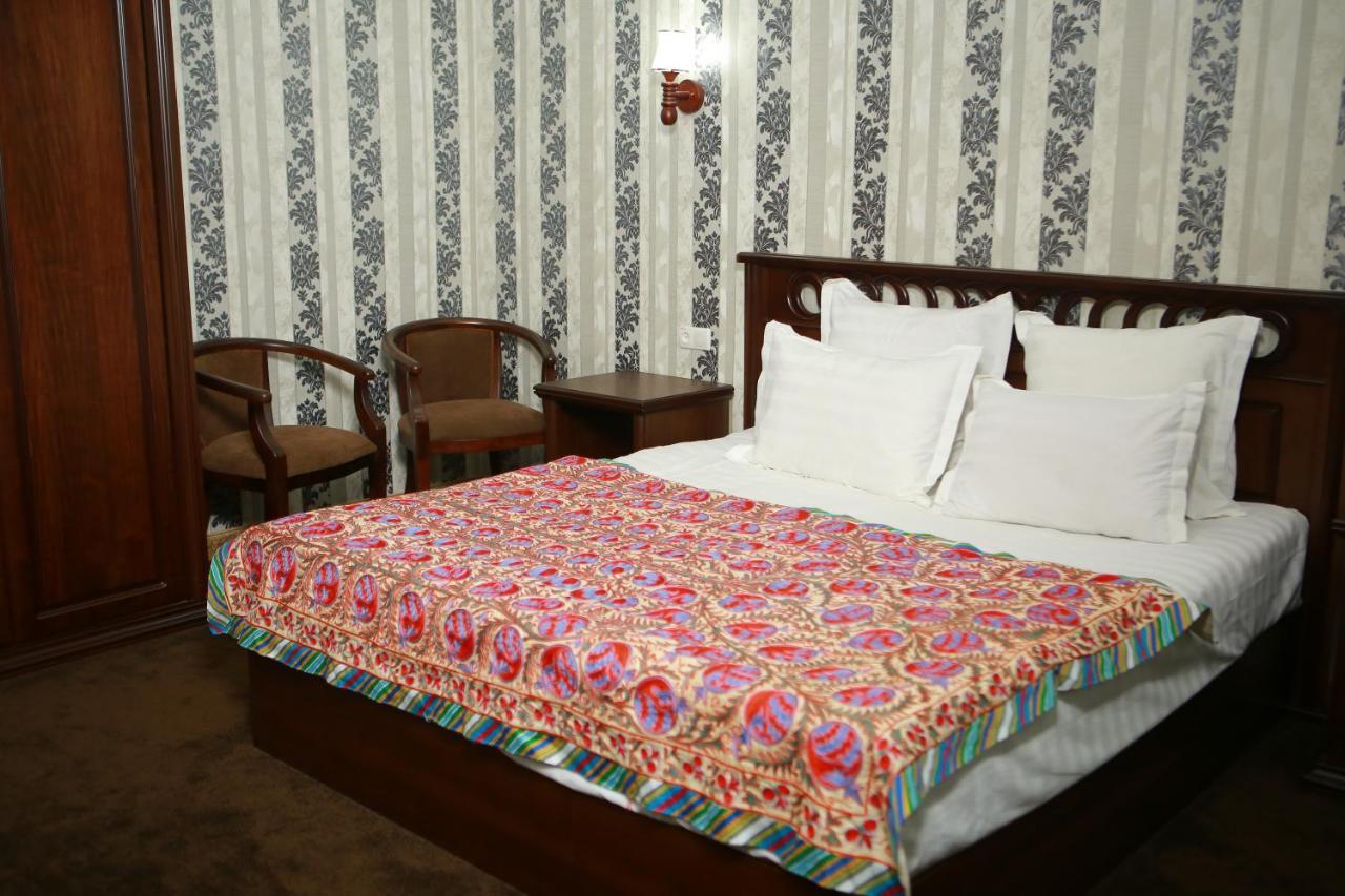 Boulevard Palace Hotel Samarcanda Exterior foto